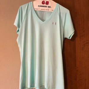 Underarmour tee
